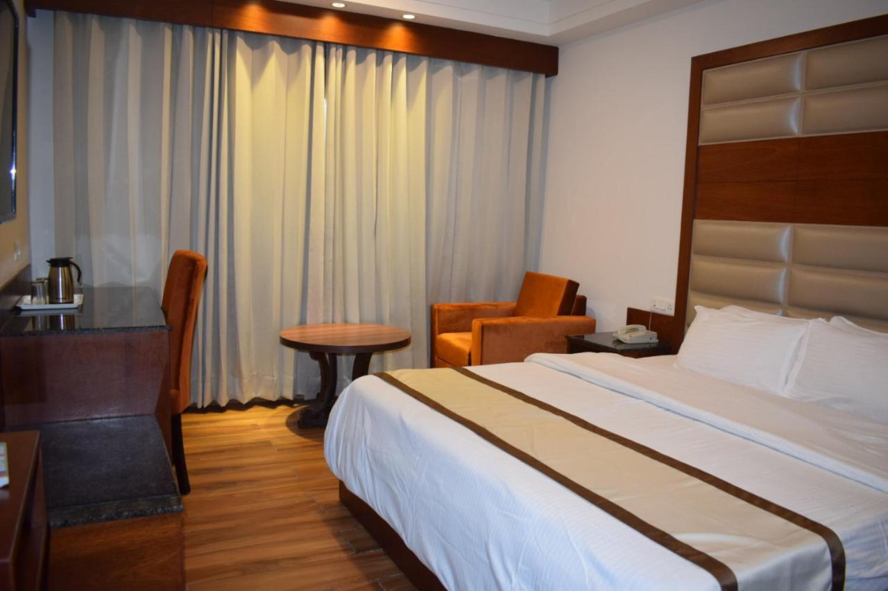 Hotel Ambica Katra Katra  Extérieur photo