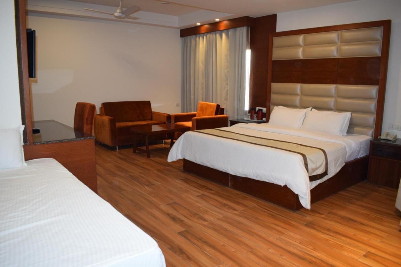 Hotel Ambica Katra Katra  Extérieur photo