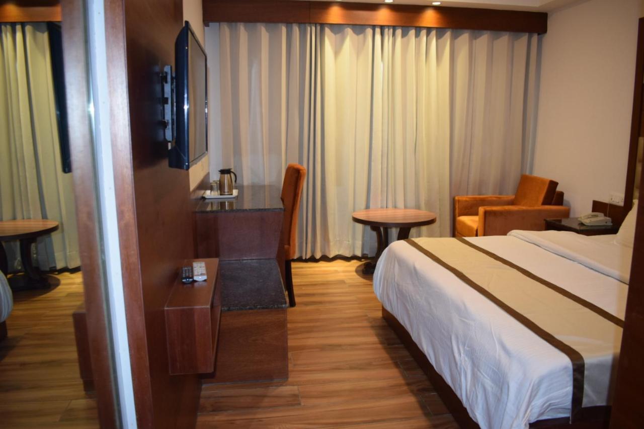 Hotel Ambica Katra Katra  Extérieur photo
