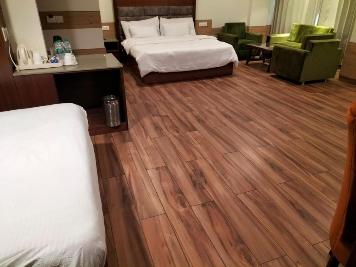 Hotel Ambica Katra Katra  Extérieur photo
