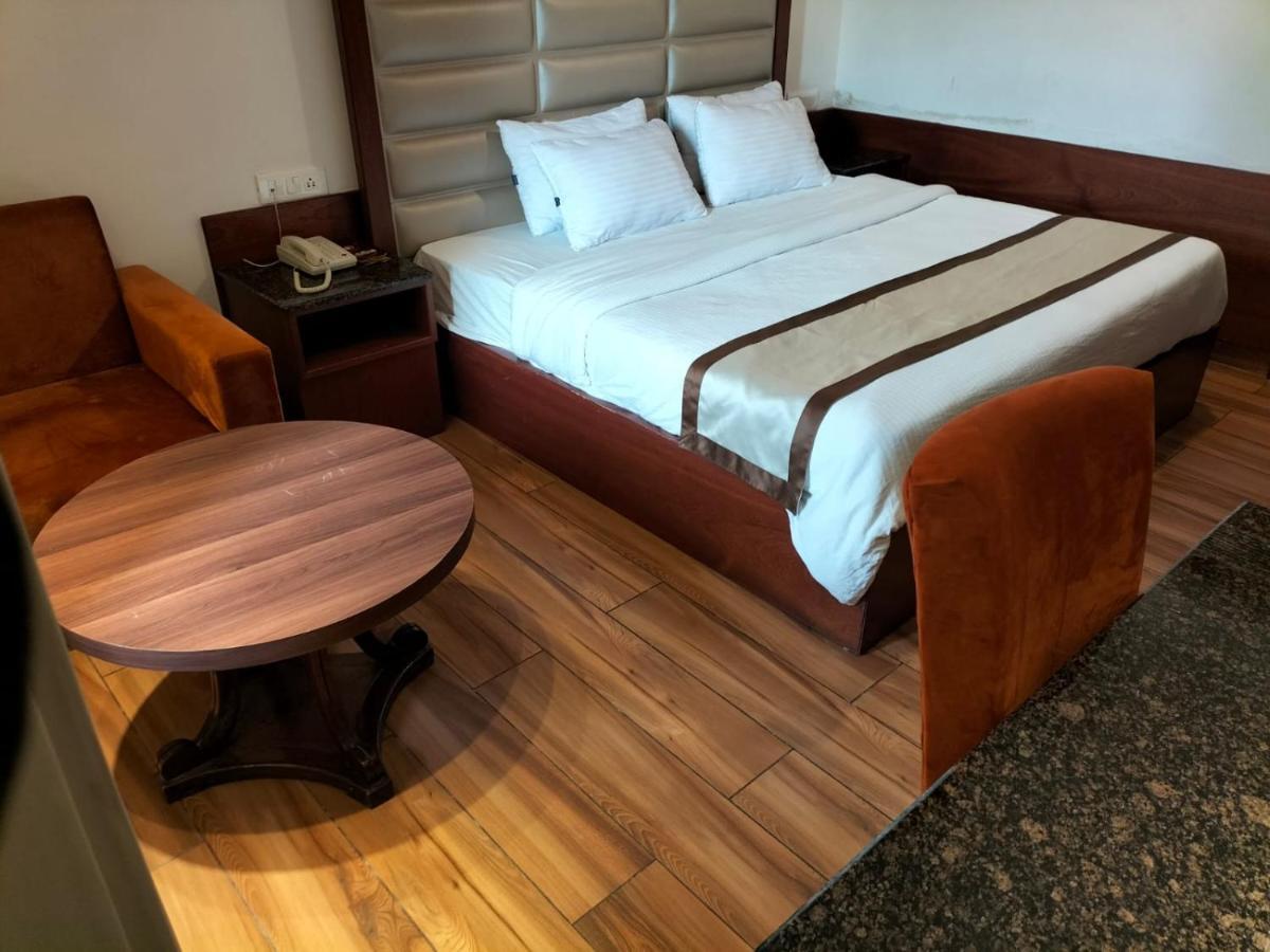 Hotel Ambica Katra Katra  Extérieur photo