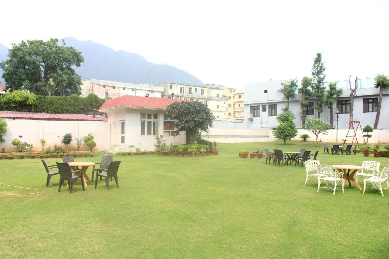 Hotel Ambica Katra Katra  Extérieur photo