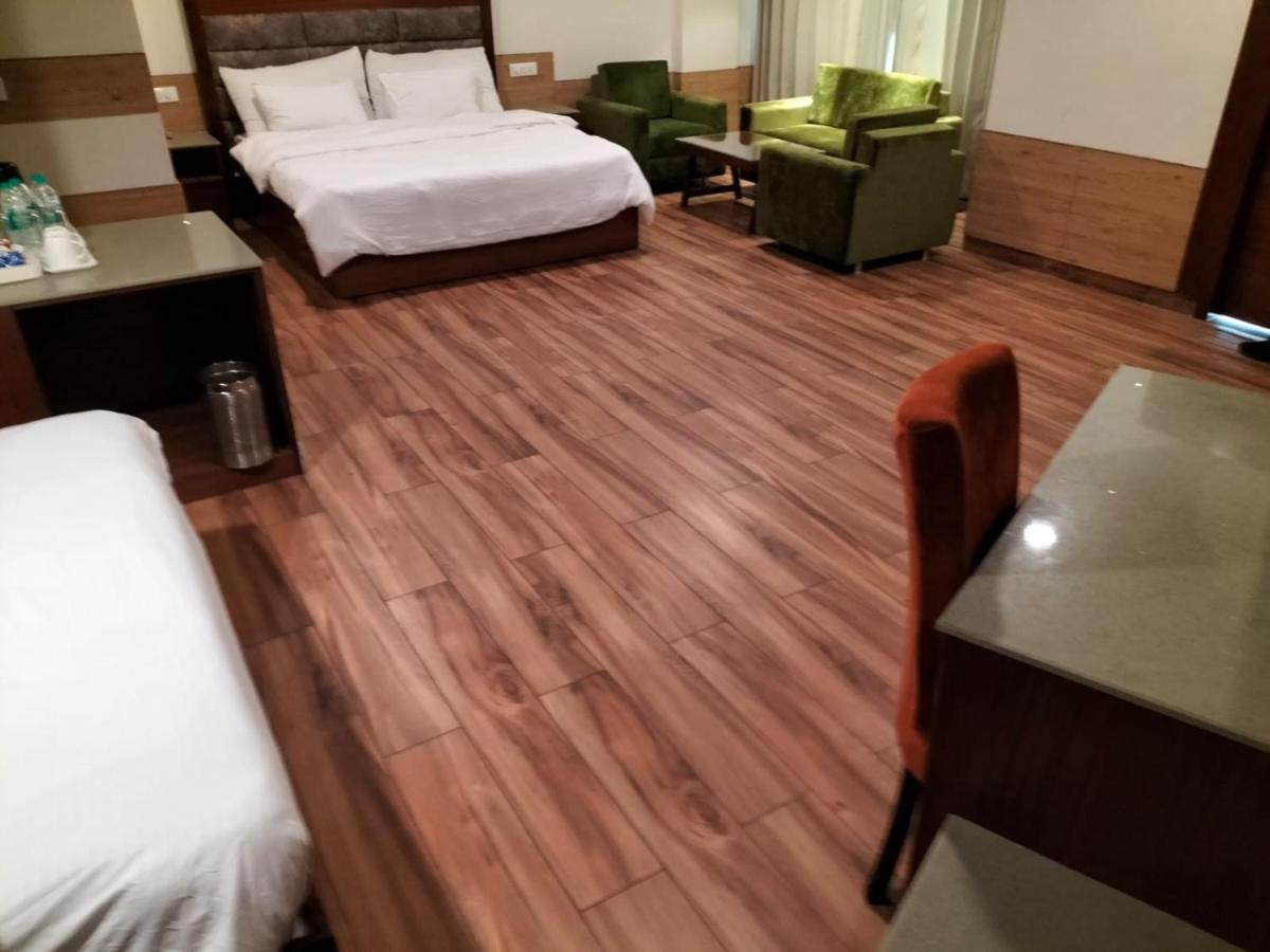 Hotel Ambica Katra Katra  Extérieur photo