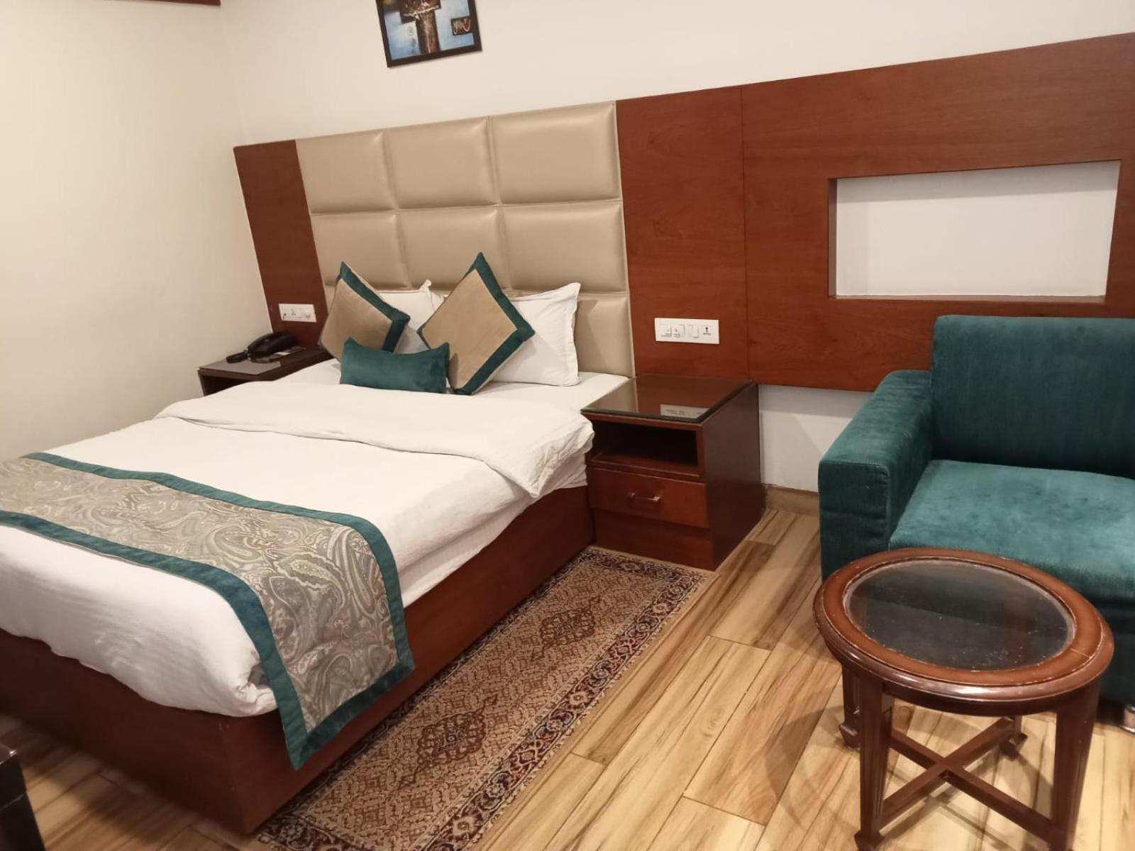 Hotel Ambica Katra Katra  Extérieur photo