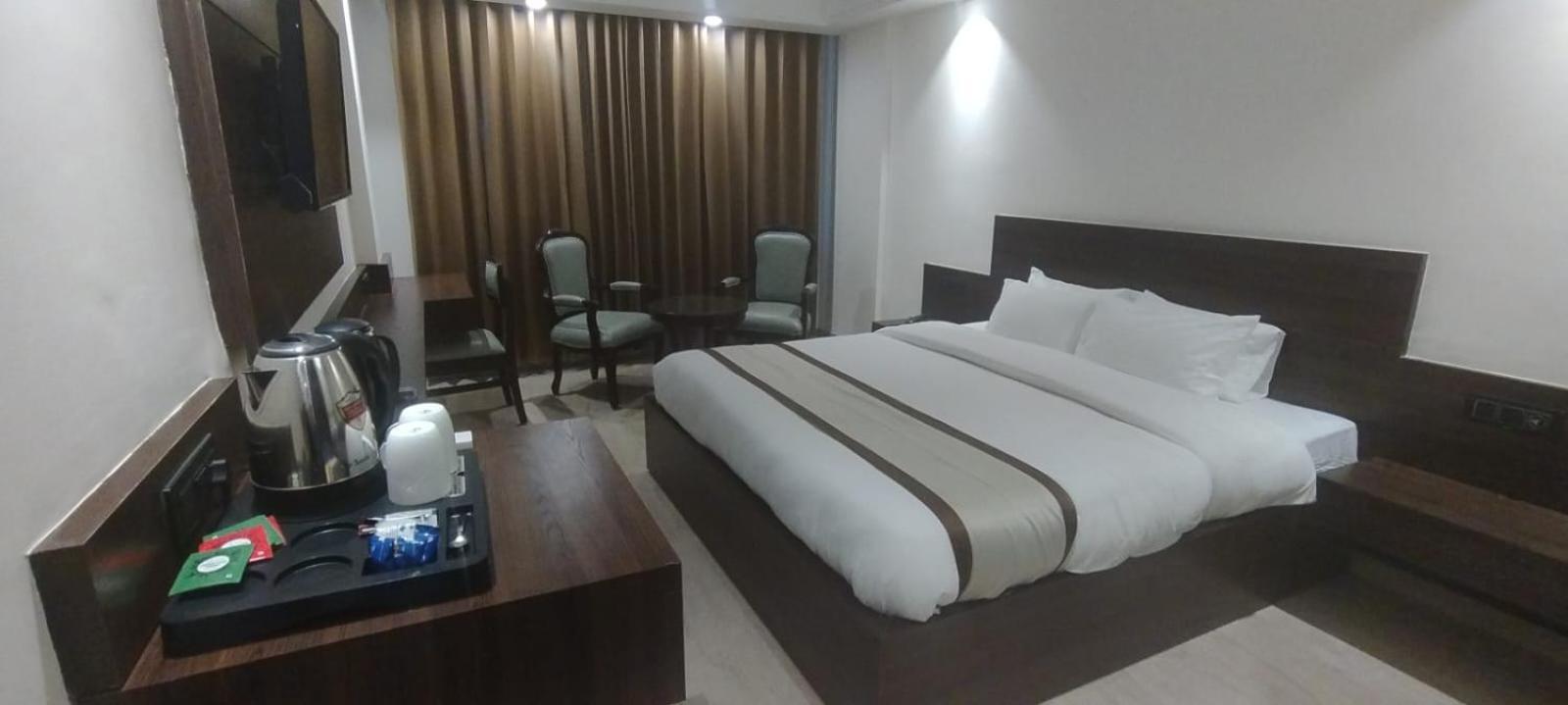 Hotel Ambica Katra Katra  Extérieur photo