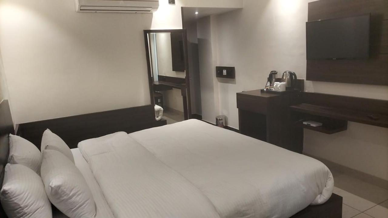 Hotel Ambica Katra Katra  Extérieur photo