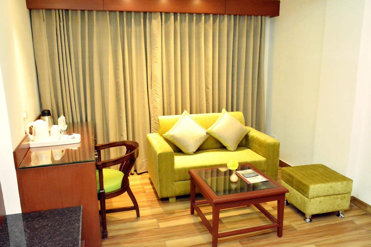 Hotel Ambica Katra Katra  Extérieur photo